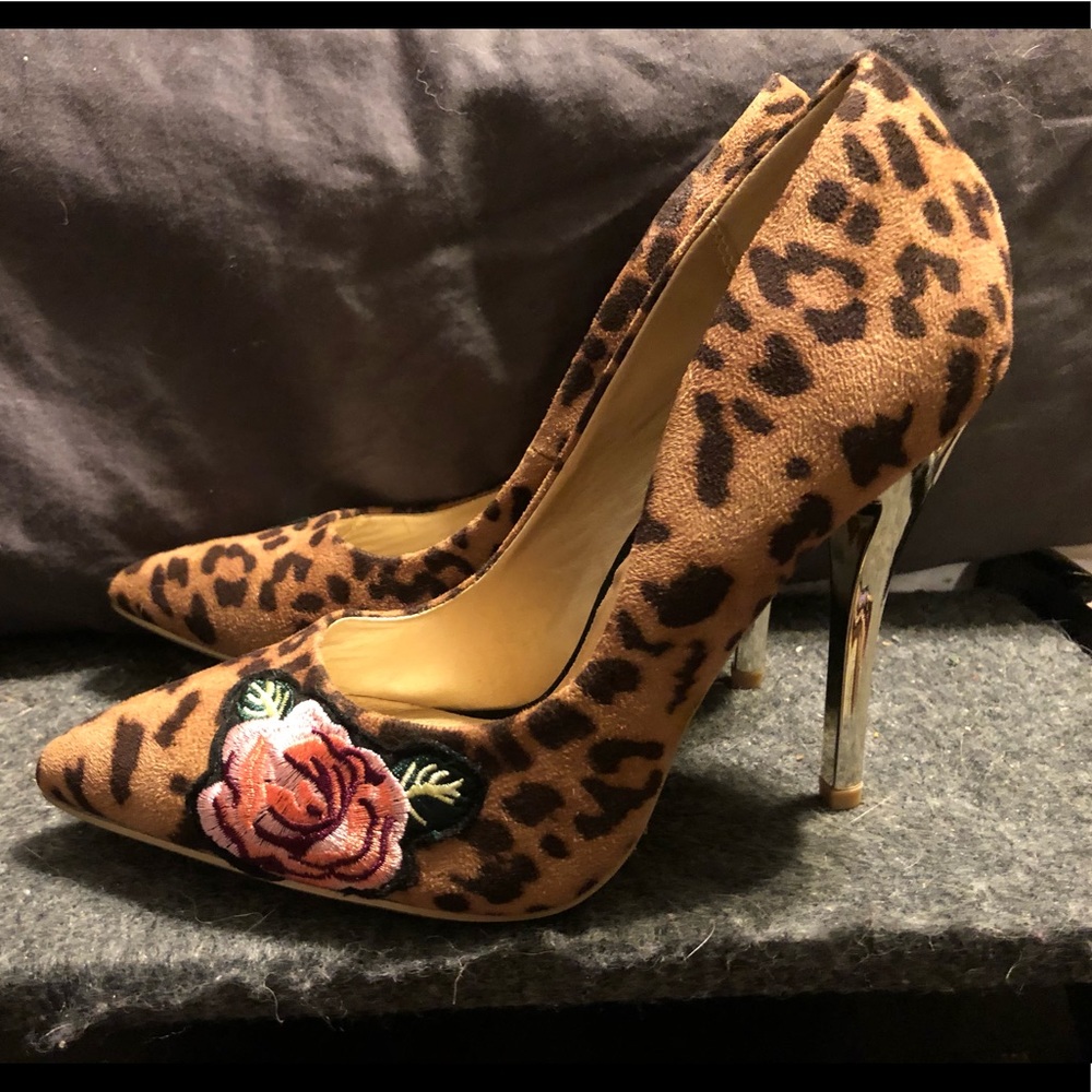 Sexy and fun leopard print stilettos